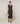 Eng anliegendes langes Kleid